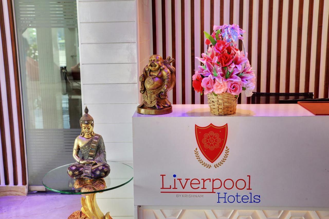 The Liverpool Blue Hotels Bengalúr Exteriér fotografie
